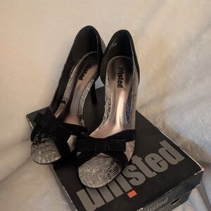 Black Snake-Print Peep-Toe Heels with Bow